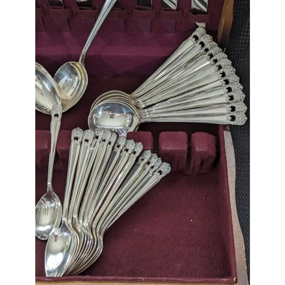 ANTIQUE PIERCED I/S SILVERPLATE 